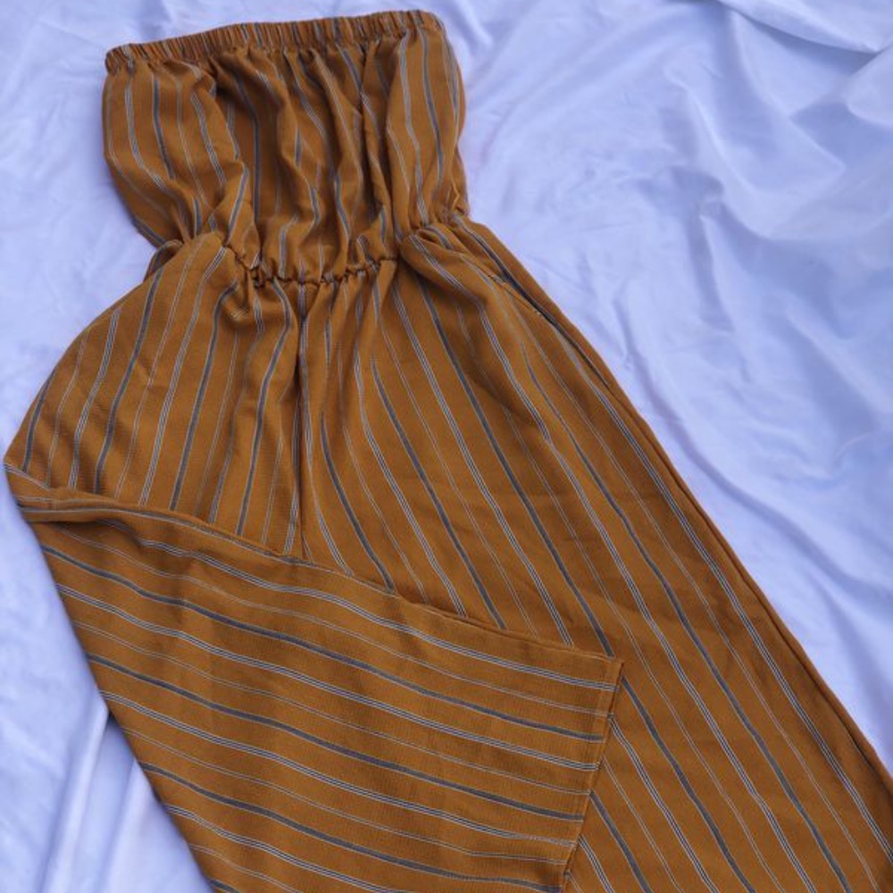 yellow stripped jumper